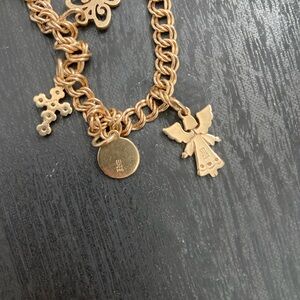 James Avery 14k Yellow Gold Medium Double
Curb Charm Bracelet Comes with charms